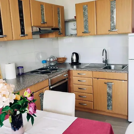 Apartman Bitinada