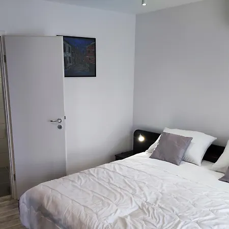 Bitinada アパート *