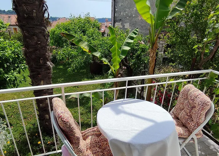 Bitinada * Ρόβινι