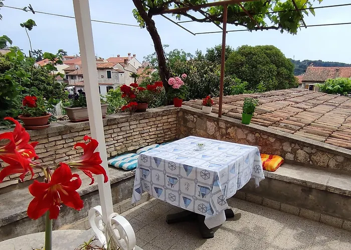 Bitinada * Ρόβινι