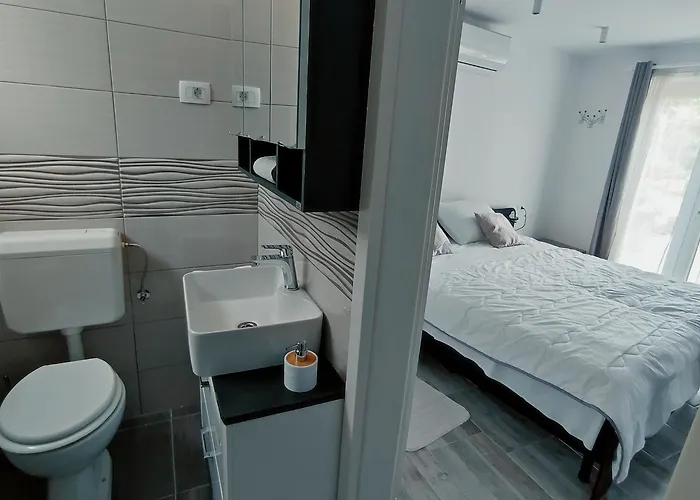 Bitinada Ρόβινι